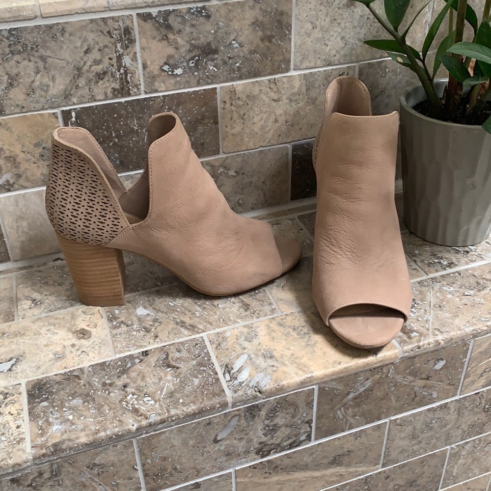 Antonio Melani open toe booties